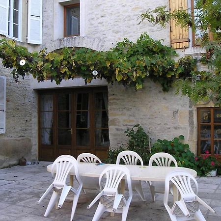 Le Clos Du Merry Joux-la-Ville Exterior foto